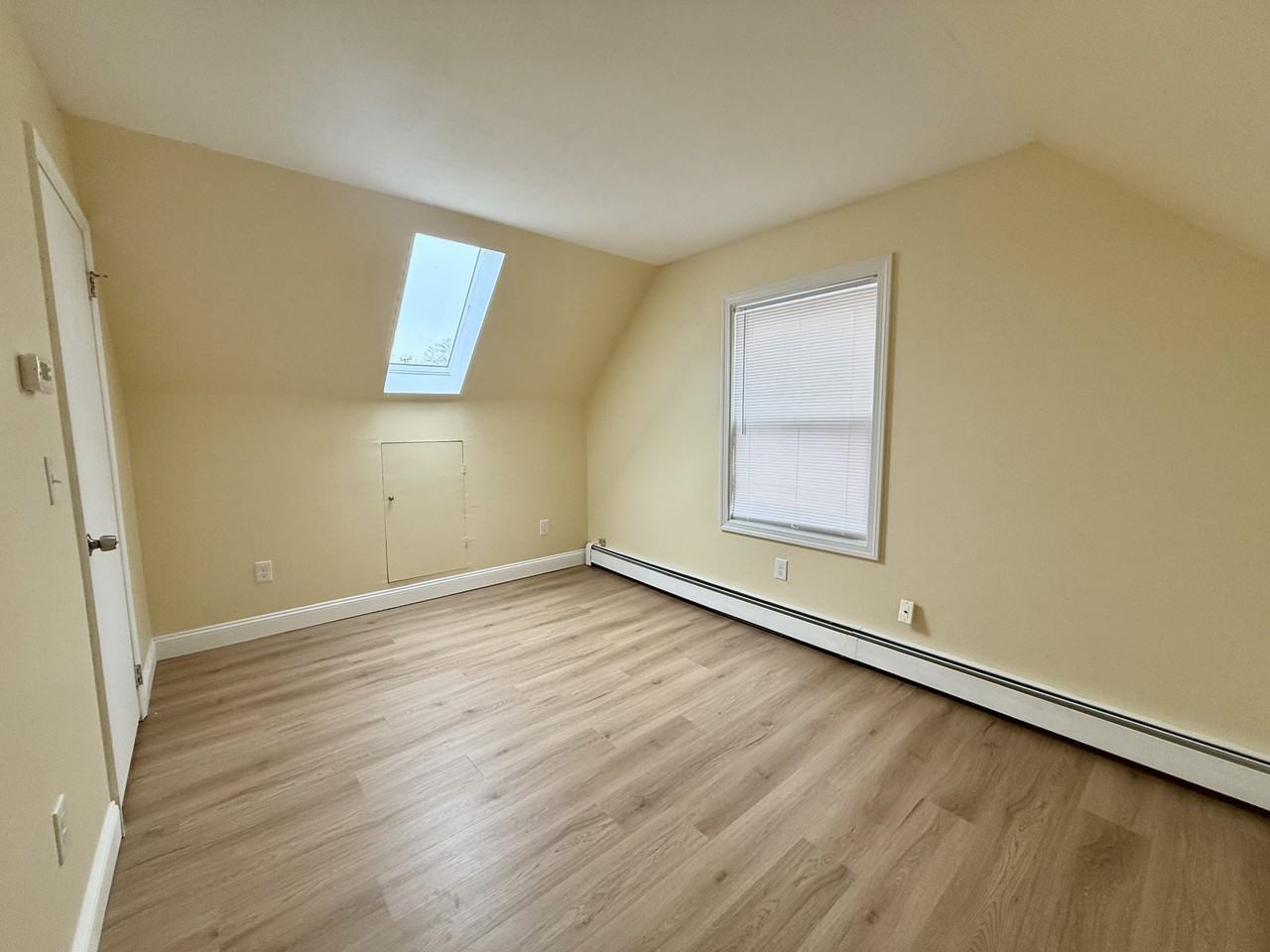 343 Kelly Ave #NA - Photo 7 of 9