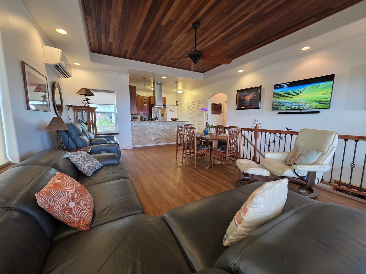 1367 Kakae Pl #NA - Photo 5 of 41