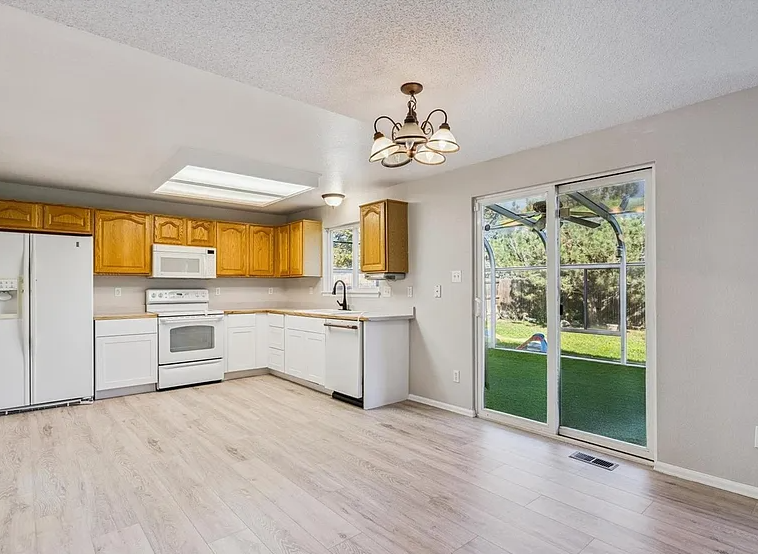 5341 E 129th Way #NA - Photo 7 of 23