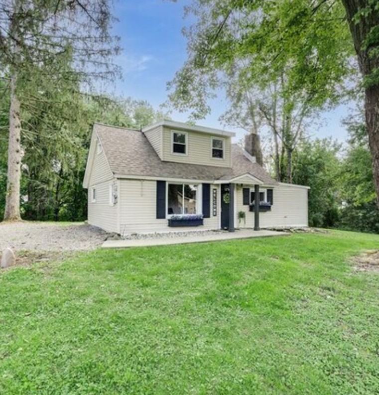 263 S Quaker Ln #NA - Photo 2 of 15