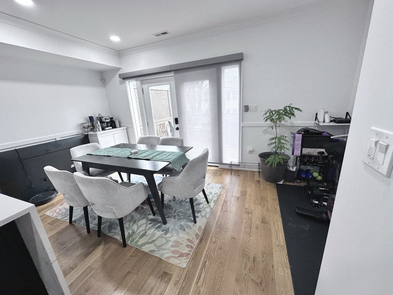 1427 Parkwood Pl Nw #NA - Photo 5 of 34