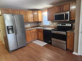 1215 Skyview Blvd Apt B #NA - Photo 1 of 1