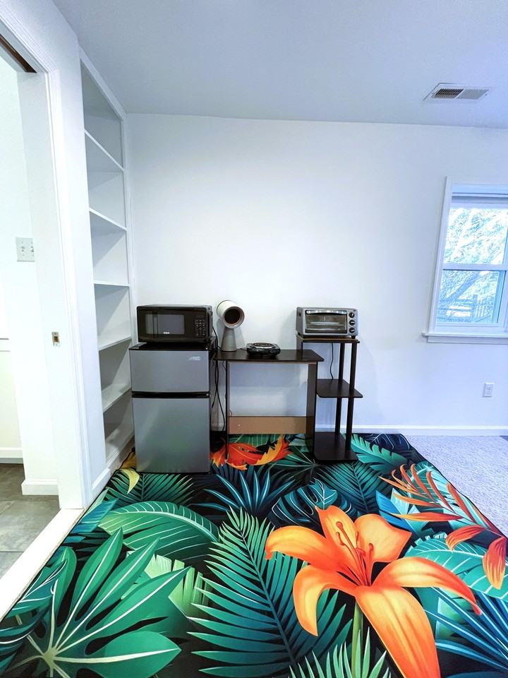 3194 Saint Johns Ln #NA - Photo 2 of 5