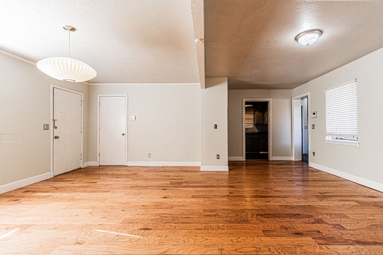 3121 Nw 49th St - Photo 7 of 42