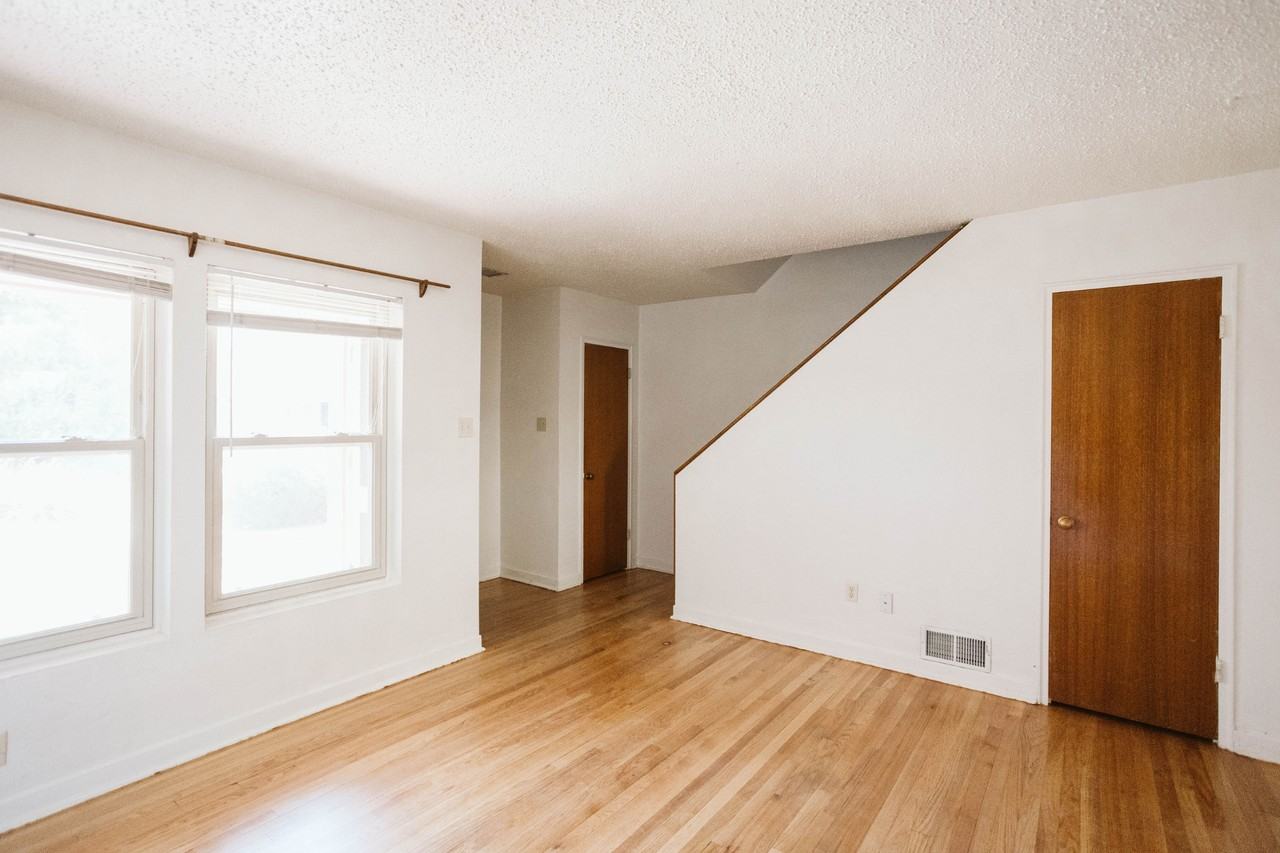 1405 San Carlos Rd Sw #10 - Photo 4 of 19