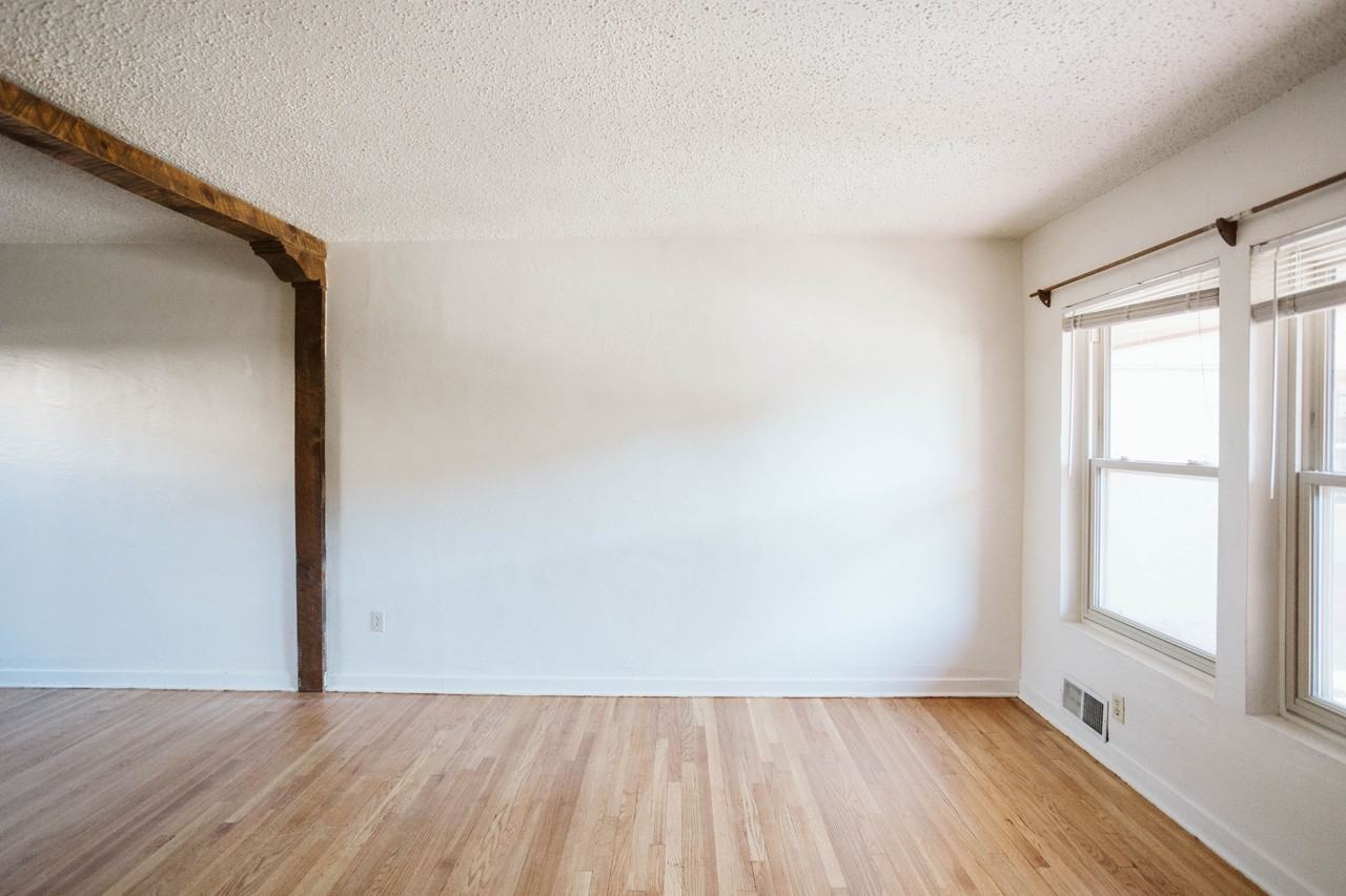 1405 San Carlos Rd Sw #10 - Photo 5 of 19