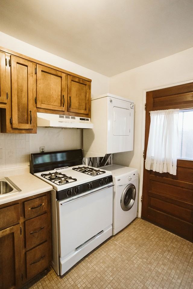 1405 San Carlos Rd Sw #10 - Photo 7 of 19