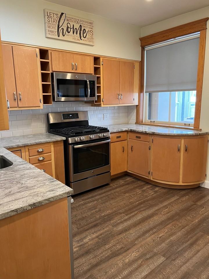 3414 N Springfield Ave - Photo 5 of 21