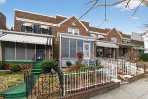 featured image of 612 21st St Ne