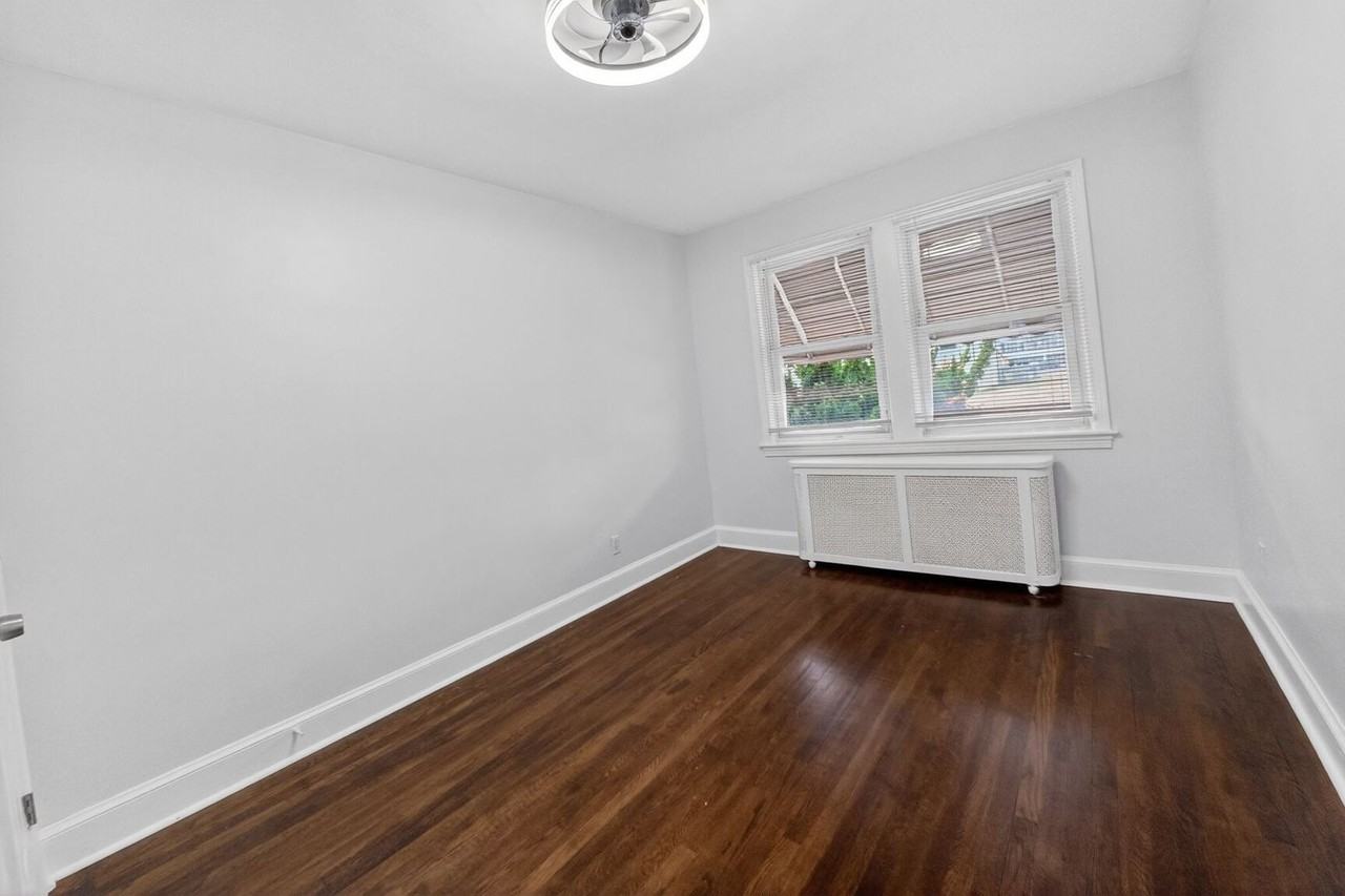 612 21st St Ne - Photo 6 of 18