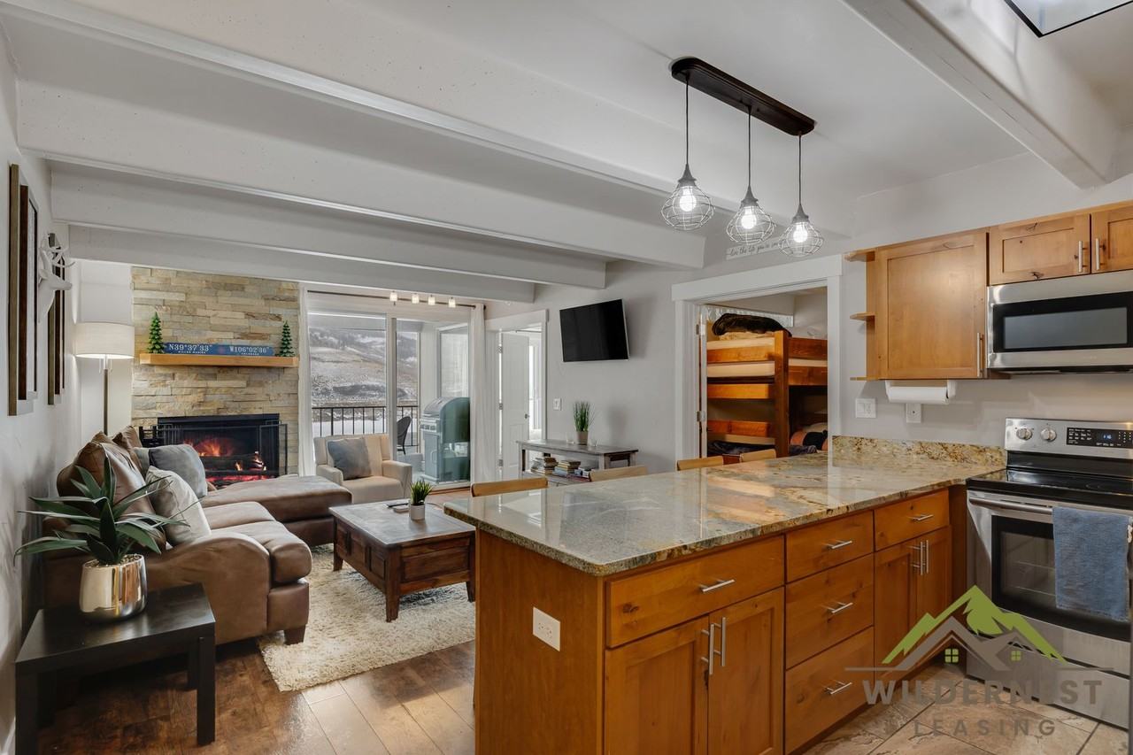 220 E La Bonte St - Photo 2 of 23