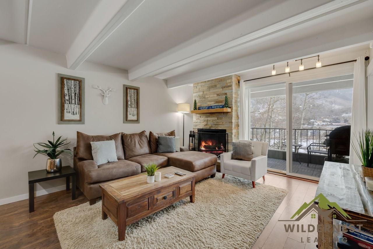 220 E La Bonte St - Photo 4 of 23