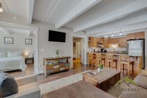 featured image of 220 E La Bonte St