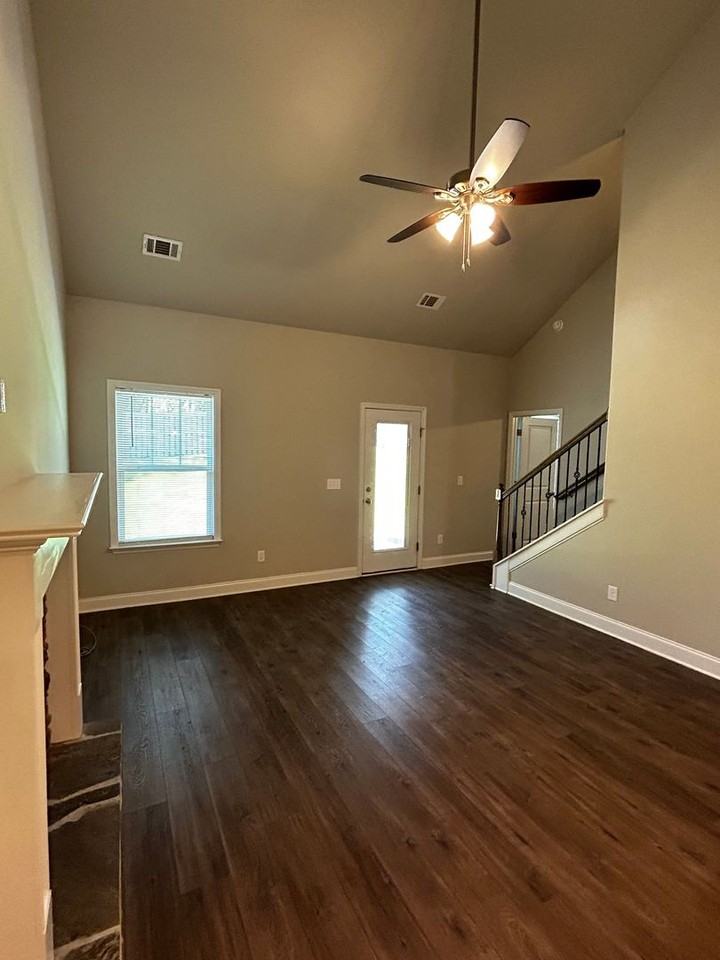 1935 Preservation Cir - Photo 7 of 27