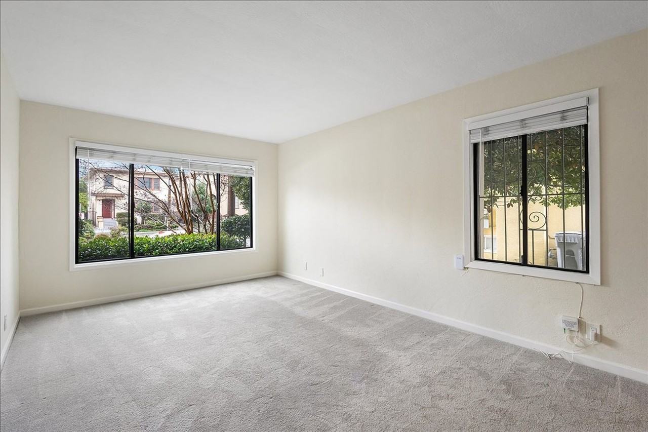 854 40th St #1 - Photo 5 of 13