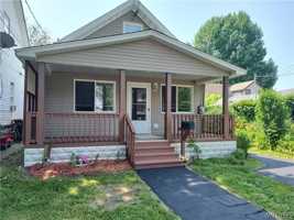 featured image of 3669 5th St