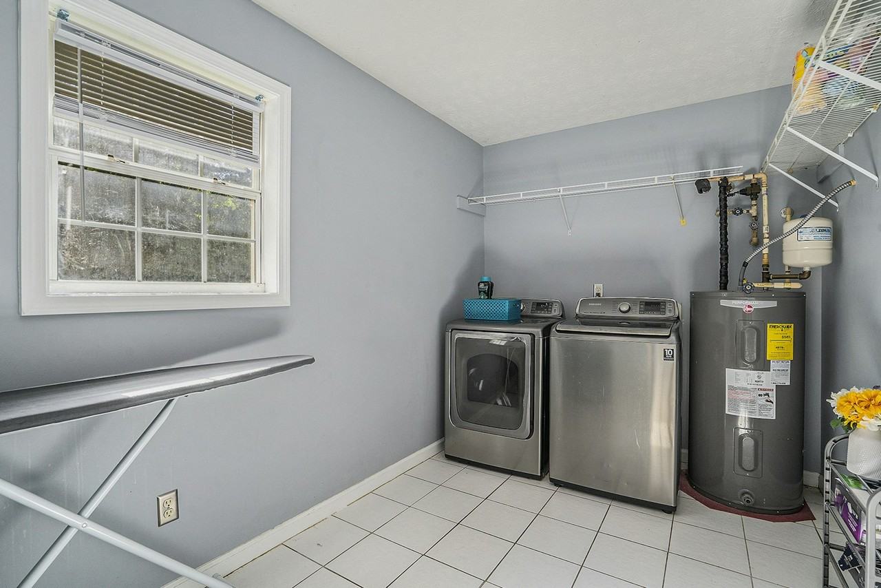 110 Cactus Lane - Photo 2 of 20