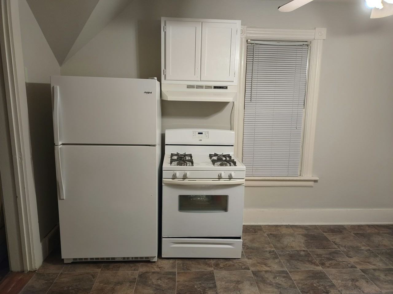 530 7th Street Northwest, Unit 3 - Photo 2 of 6