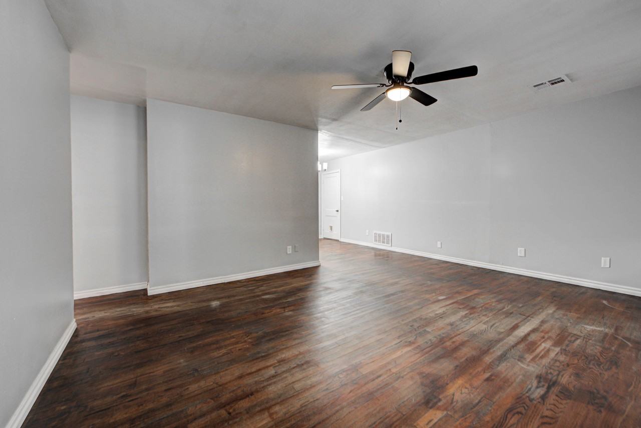 1110 W Apache St #1 - Photo 6 of 26