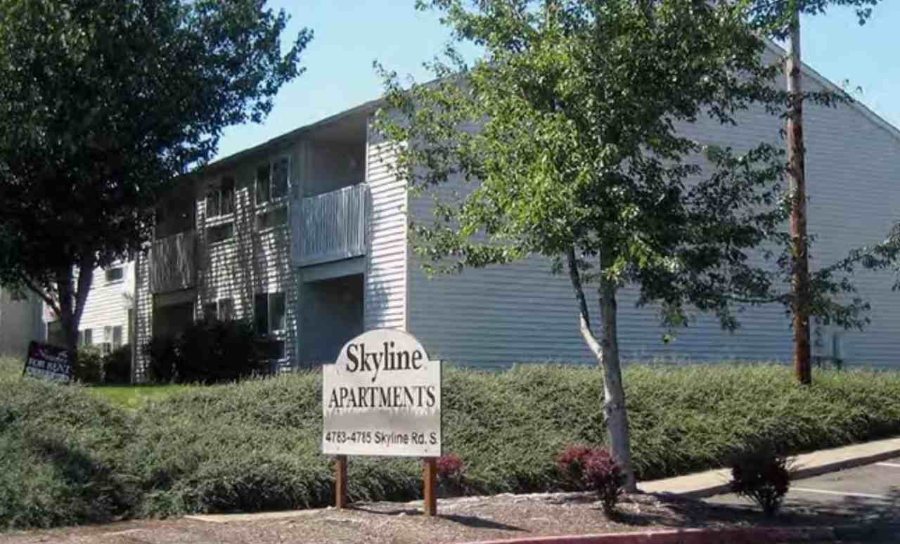 4785 Skyline Road South - Photo 2 of 30