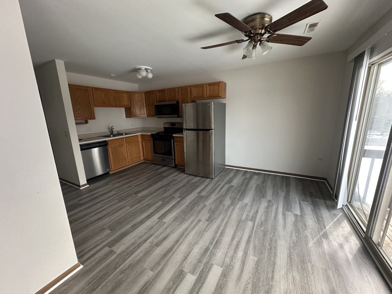 549 Central Parkway Rd - Photo 2 of 21