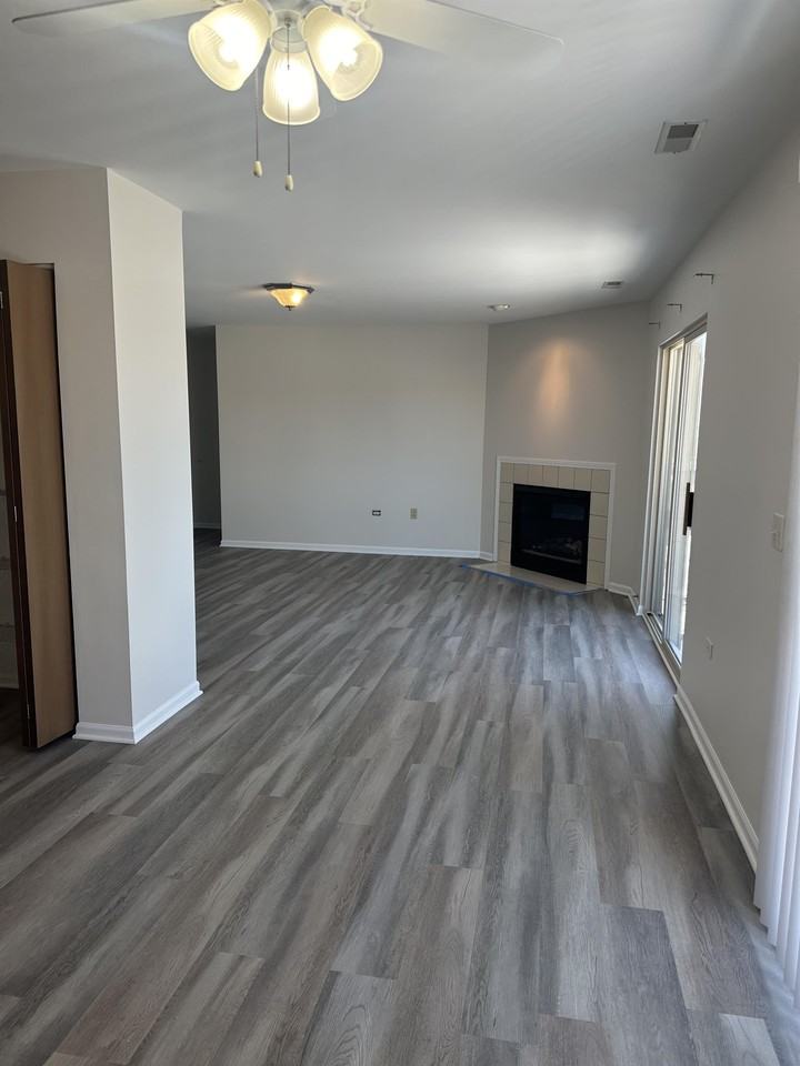 549 Central Parkway Rd - Photo 3 of 11