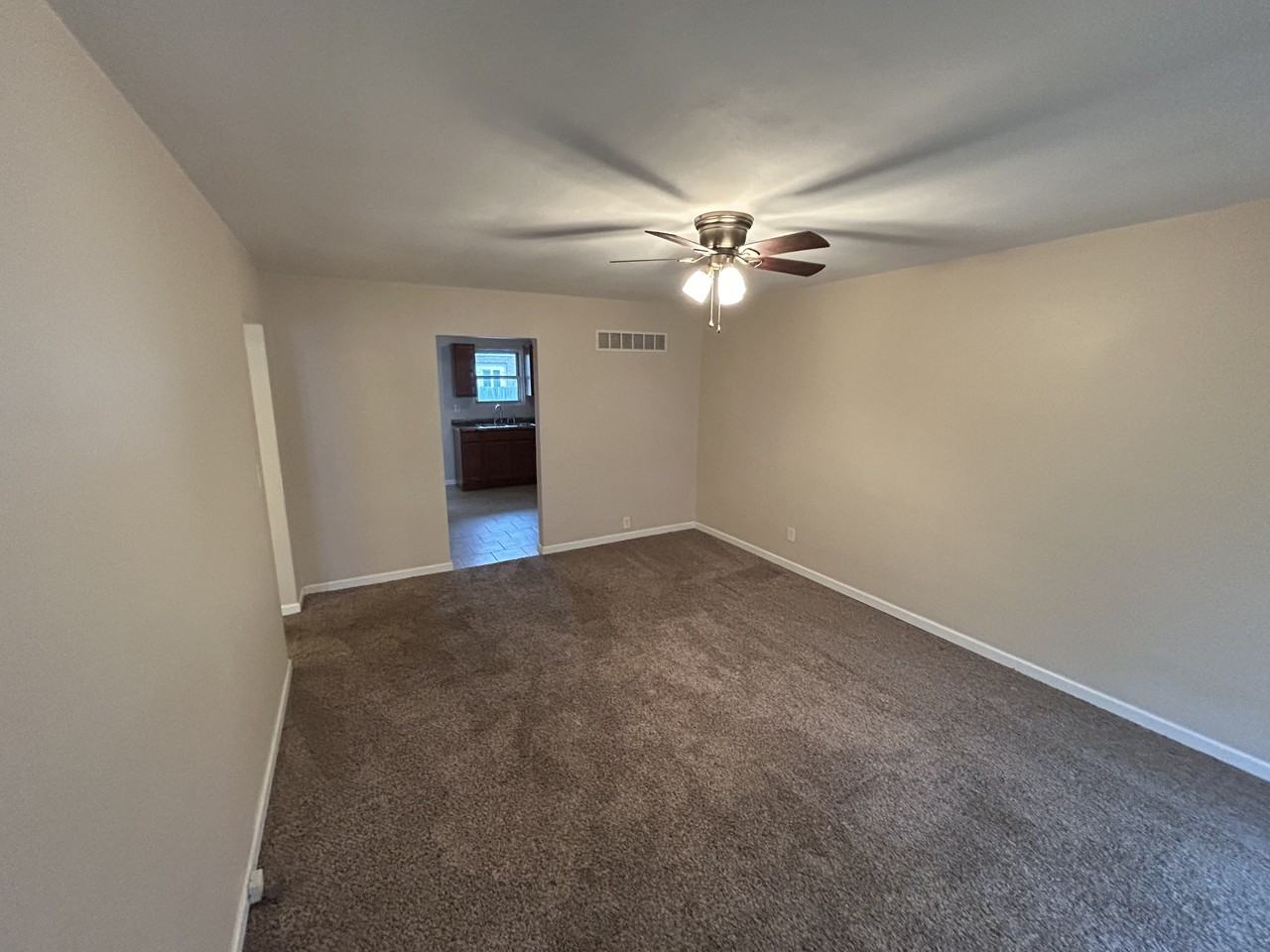 2541 Angela Drive - Photo 5 of 11