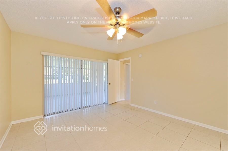 5209 Windlaff Ave - Photo 2 of 8