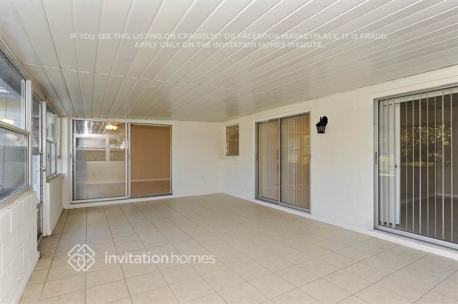 5209 Windlaff Ave - Photo 7 of 8