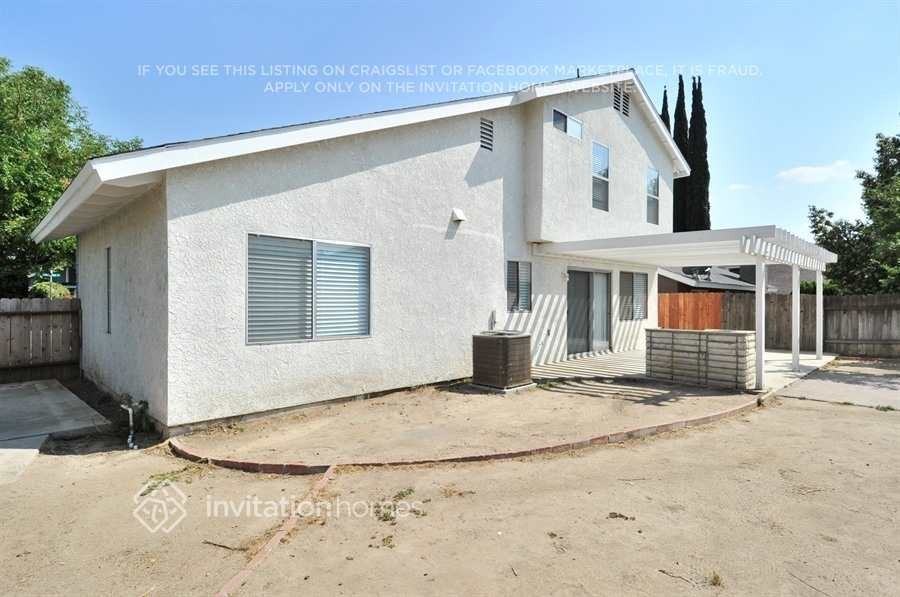 28660 Newcastle Rd - Photo 4 of 5