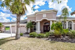 featured image of 1845 Beaconsfield Dr