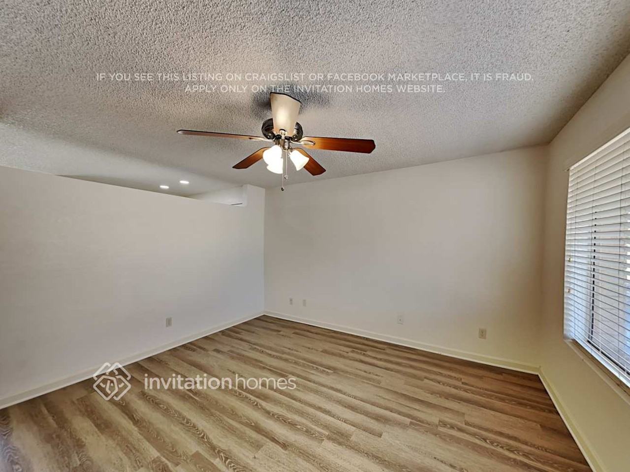 2311 E Buffalo St - Photo 3 of 17