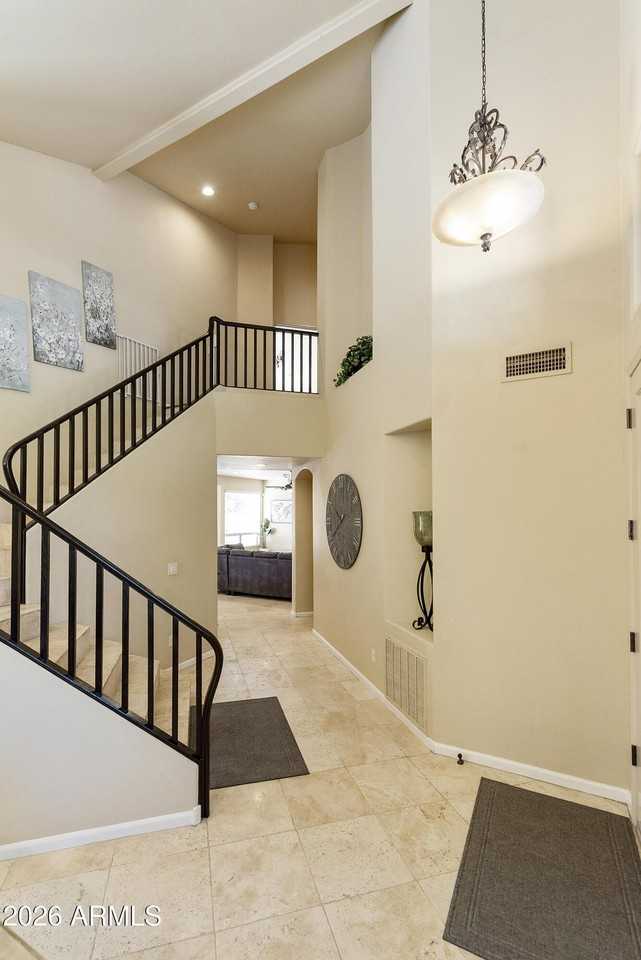 6419 E Betty Elyse Ln - Photo 4 of 50