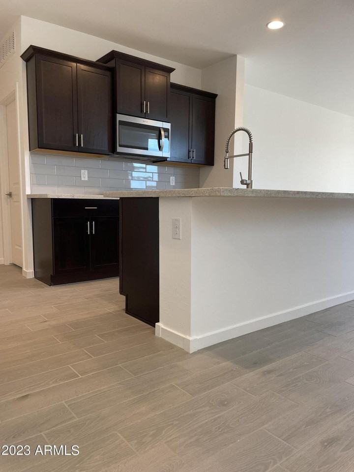 4461 W Samantha Way - Photo 4 of 36