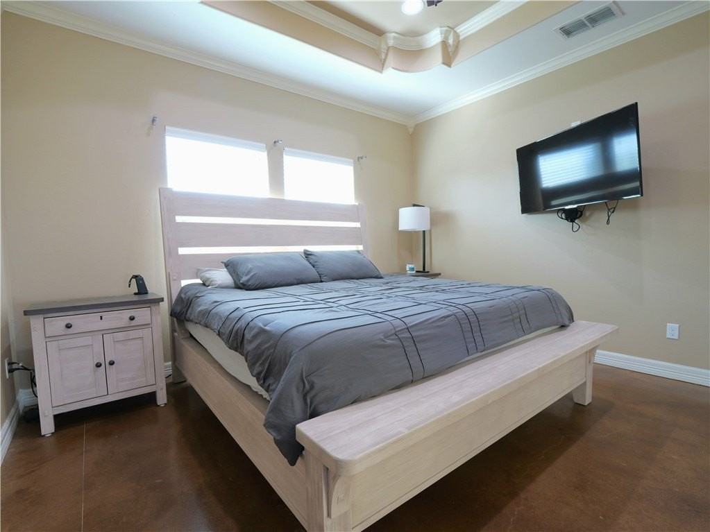 7178 Lake Placid Dr - Photo 3 of 14