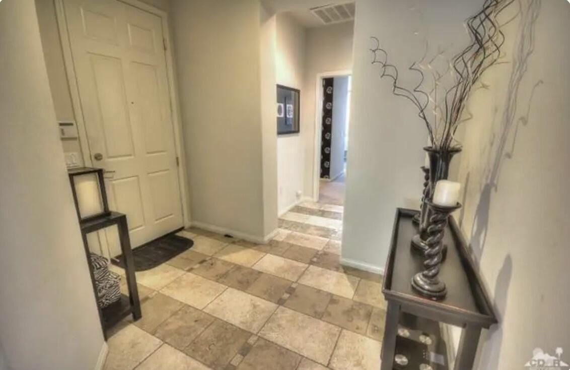 82154 Travolta Ave - Photo 3 of 16