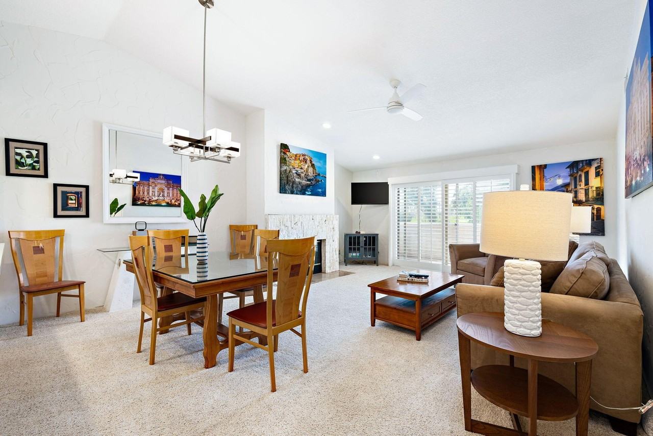 189 Desert Falls Cir - Photo 2 of 44