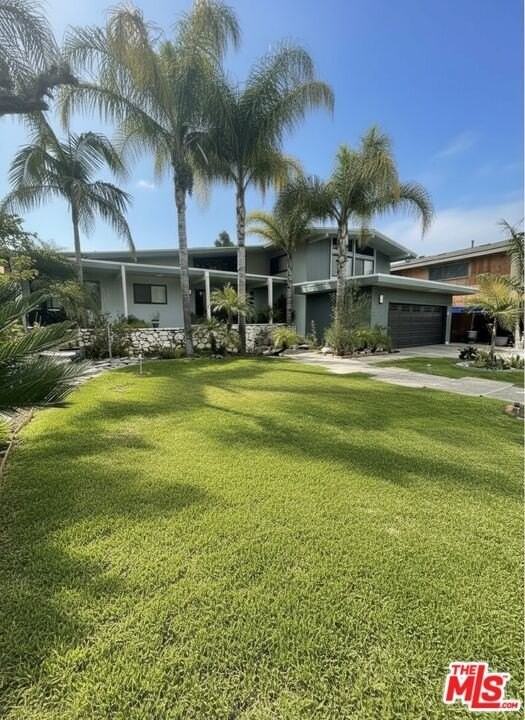 4368 Fairway Dr - Photo 2 of 43