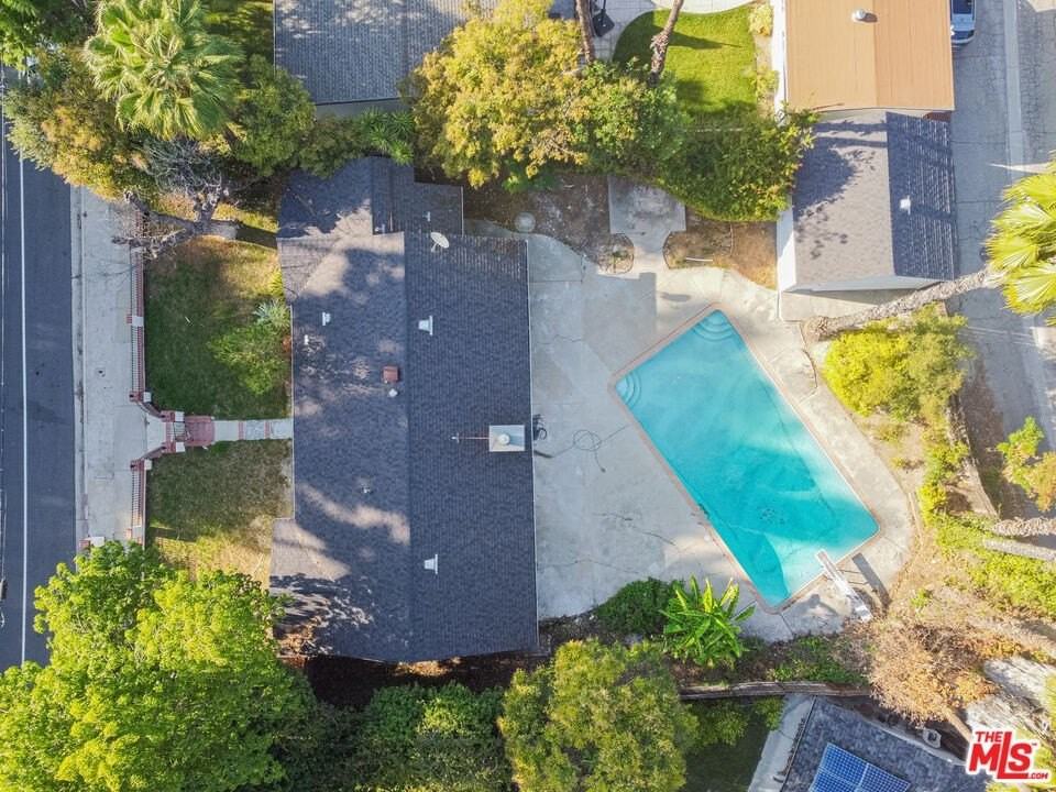 5604 Valley Circle Blvd - Photo 6 of 19