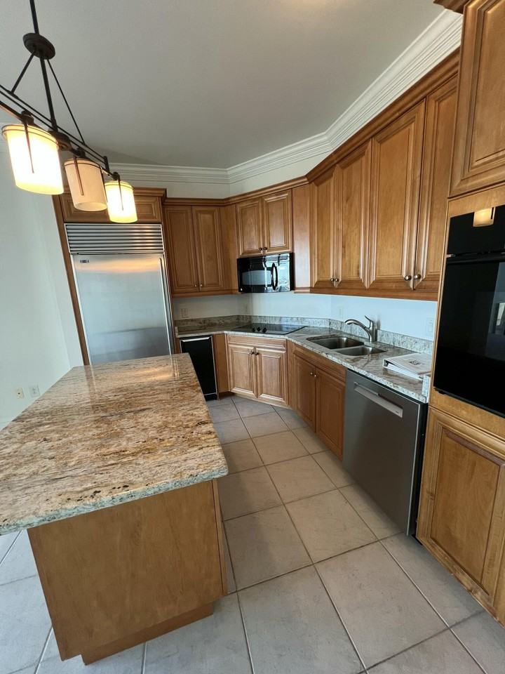 261 S Plaza Ct Unit 508 #508 - Photo 6 of 14