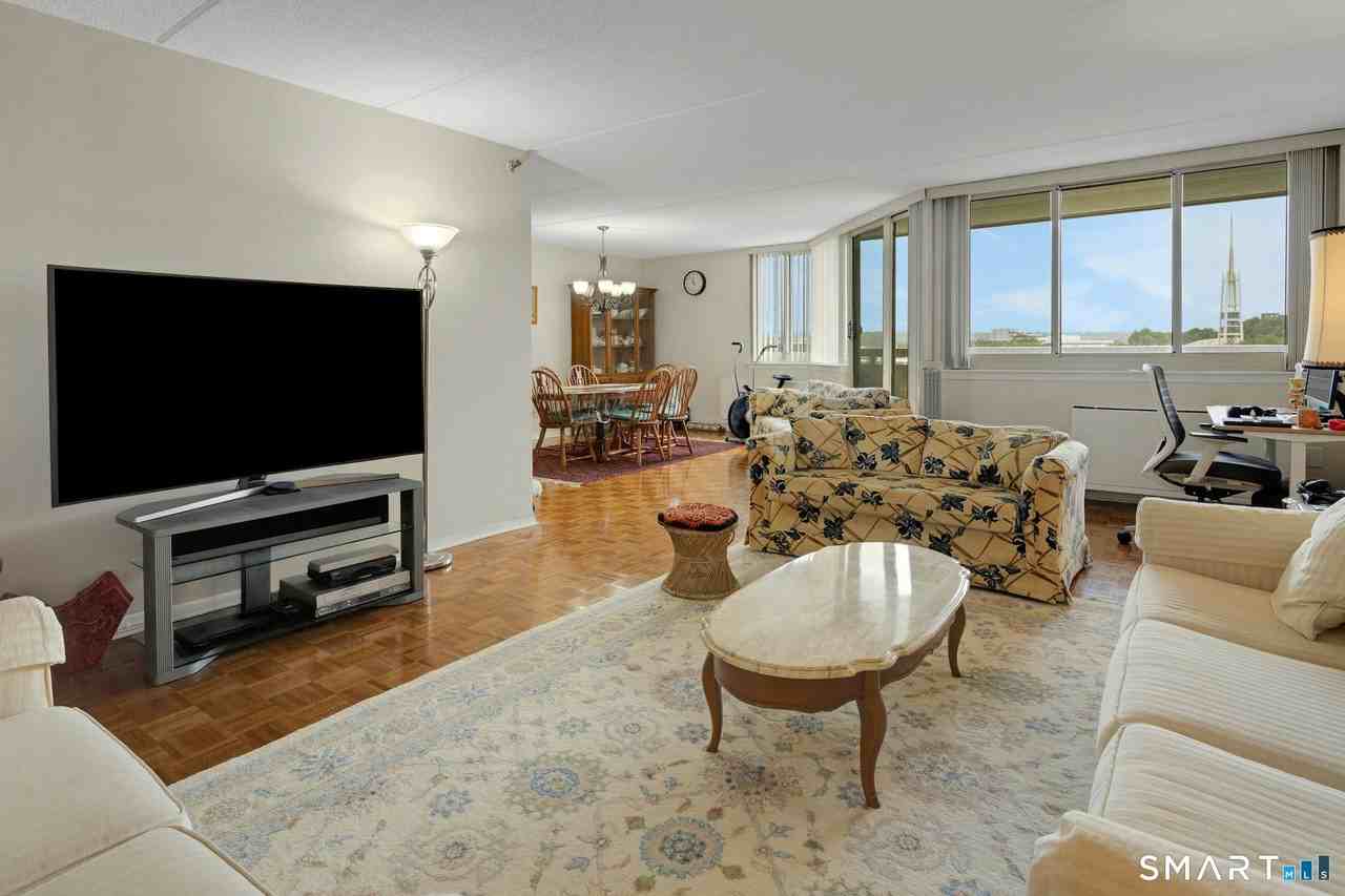 143 Hoyt St #5L - Photo 4 of 19