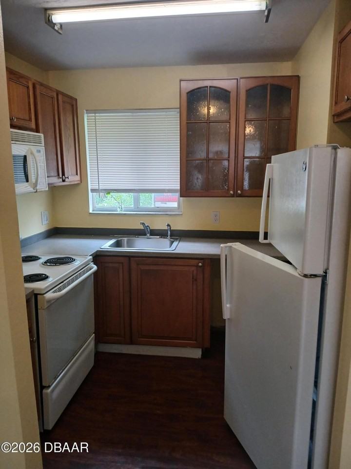 2002 S Palmetto Ave Apt B #B - Photo 4 of 7