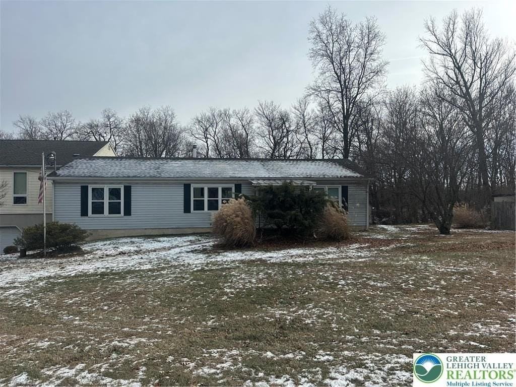 1157 Blue Barn Rd - Photo 2 of 23