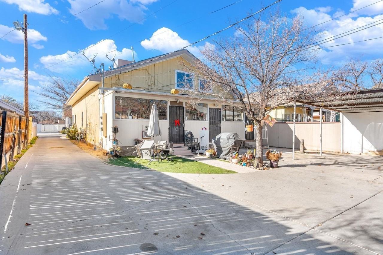 208 13th St Nw Apt C #C - Photo 3 of 15