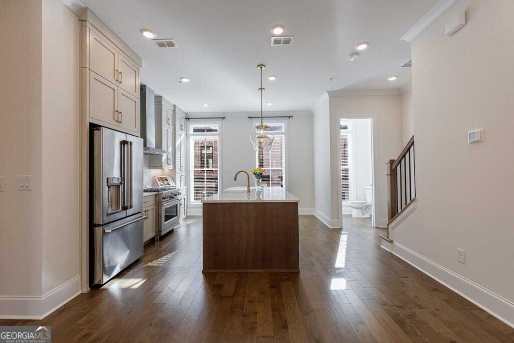 215 Midnight Oak Run - Photo 7 of 43