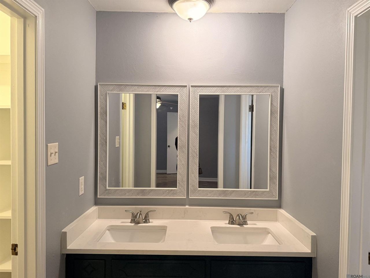 2165 General Beauregard Ave - Photo 7 of 15