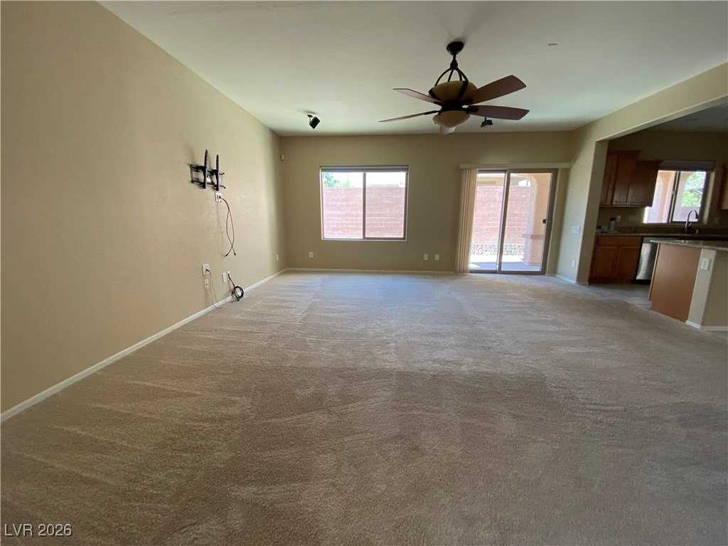 10748 Khalua Ave - Photo 4 of 31