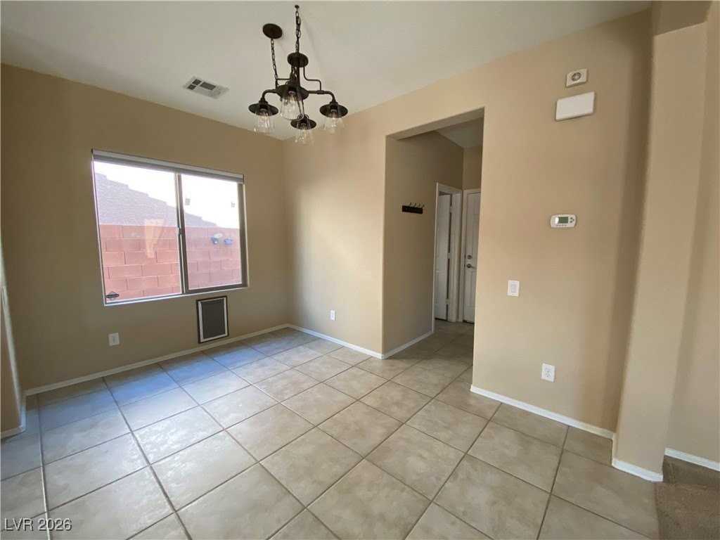 10748 Khalua Ave - Photo 5 of 31