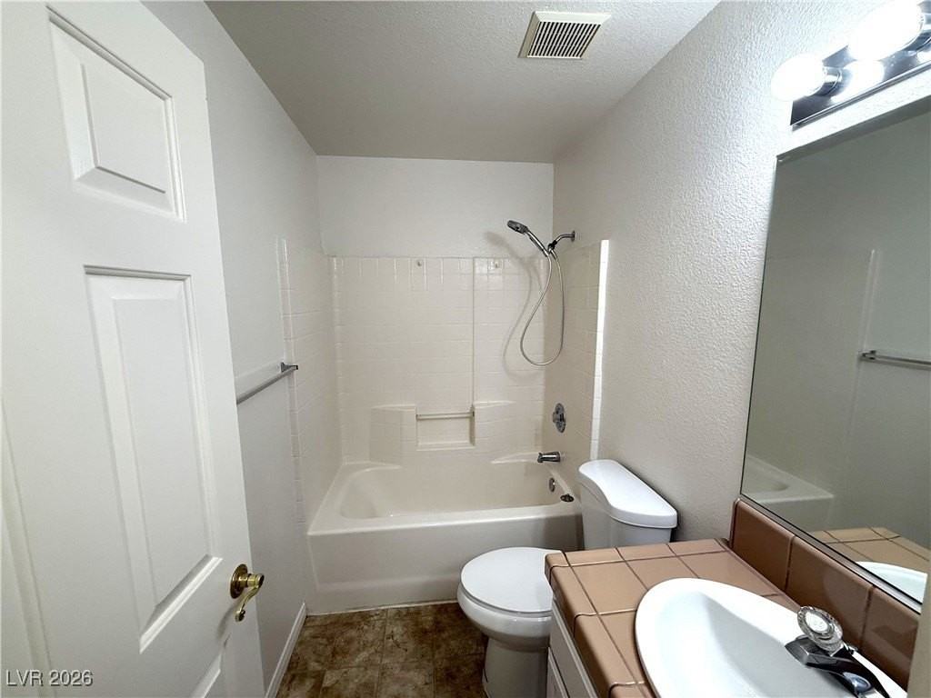 448 Comstock St - Photo 5 of 13