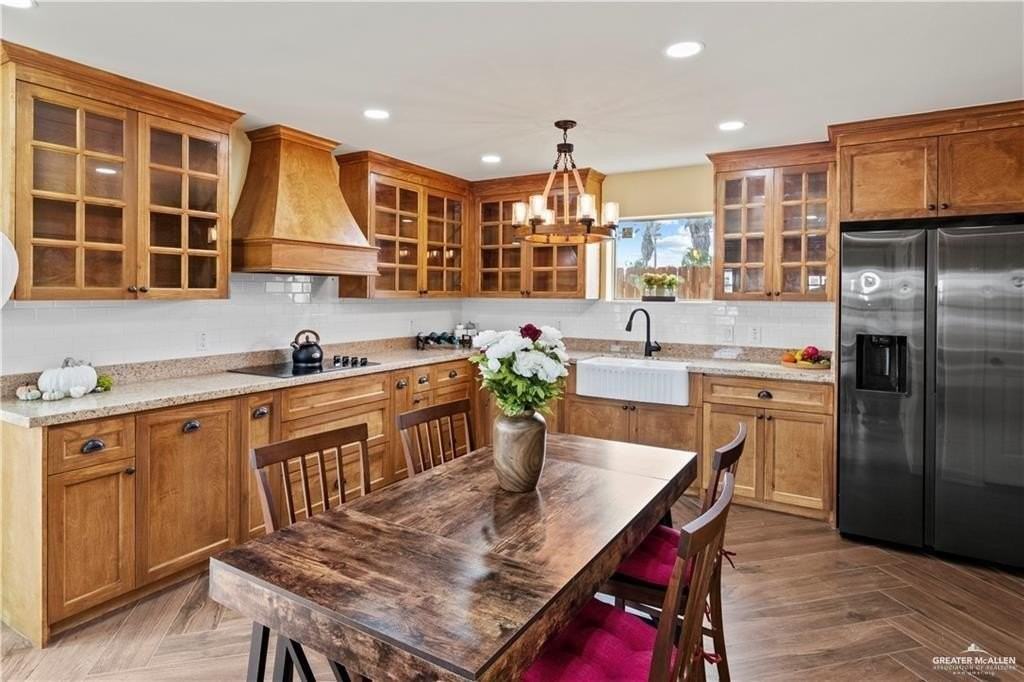 1408 Karen Dr #B - Photo 4 of 10